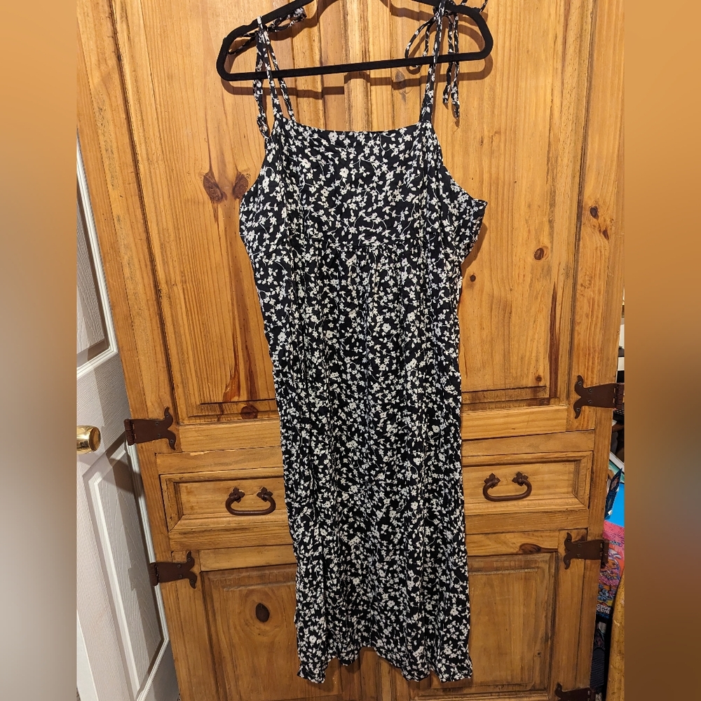Tie strap maxi dress